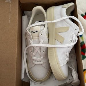 veja campo canvas white Pierre